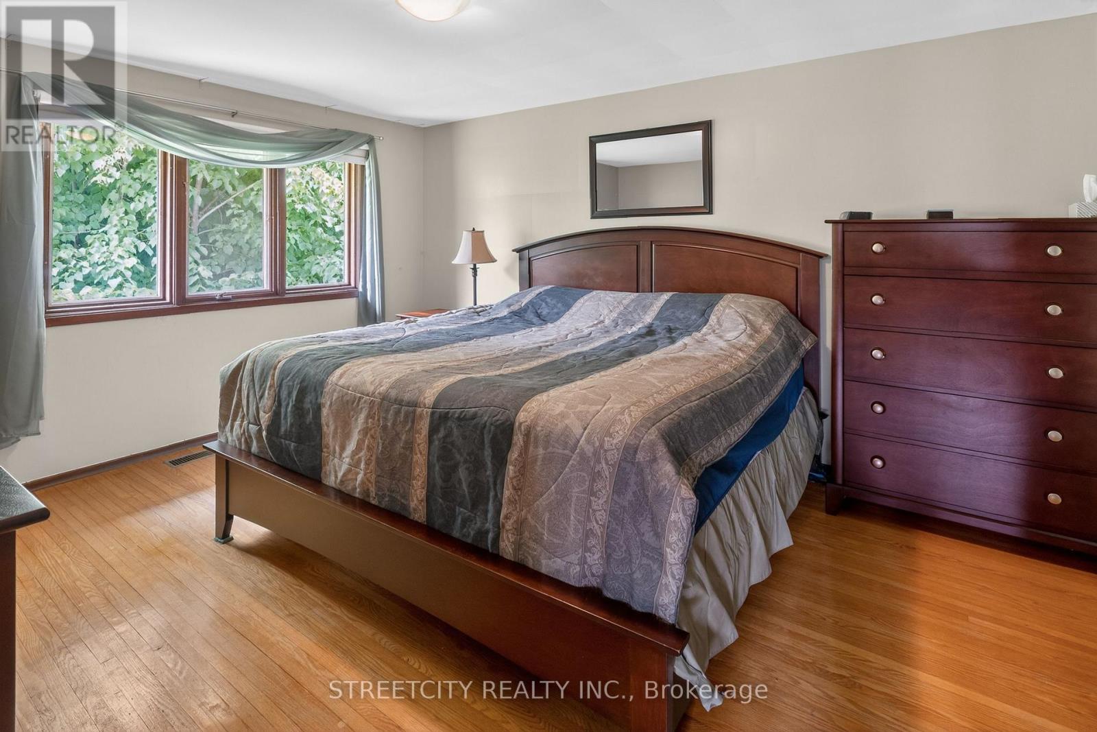5 Mc Larty Drive, St. Thomas, Ontario  N5R 5J7 - Photo 13 - X13424736
