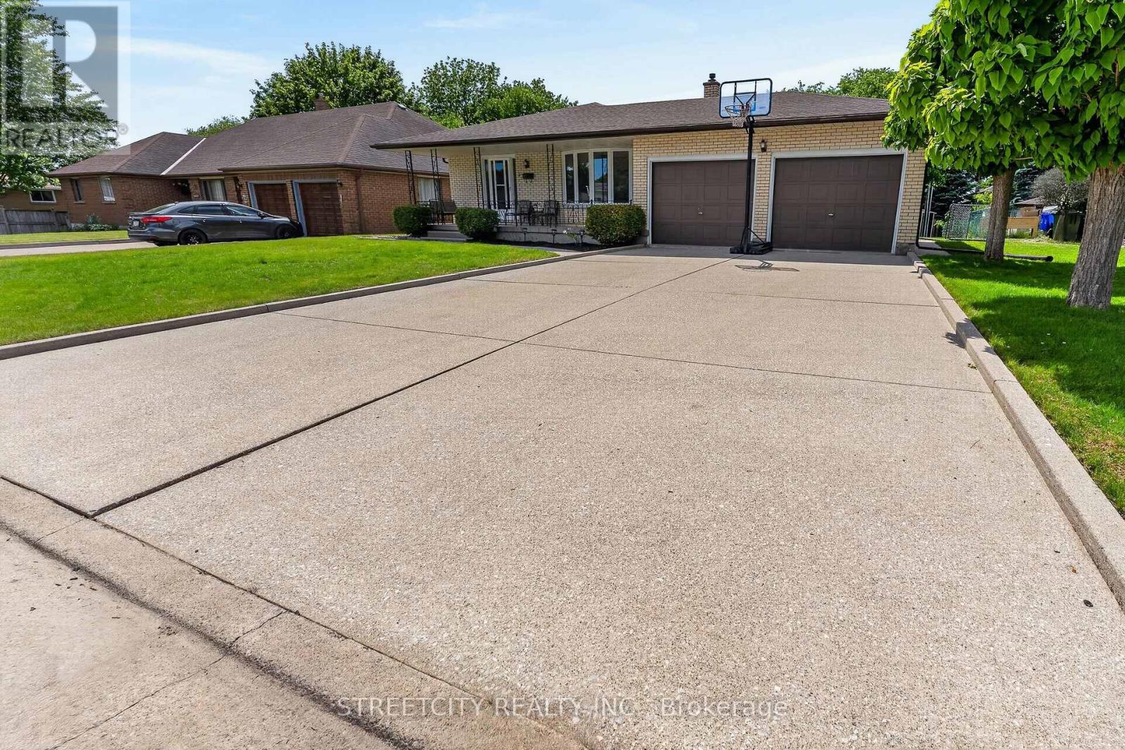 5 Mc Larty Drive, St. Thomas, Ontario  N5R 5J7 - Photo 34 - X13424736