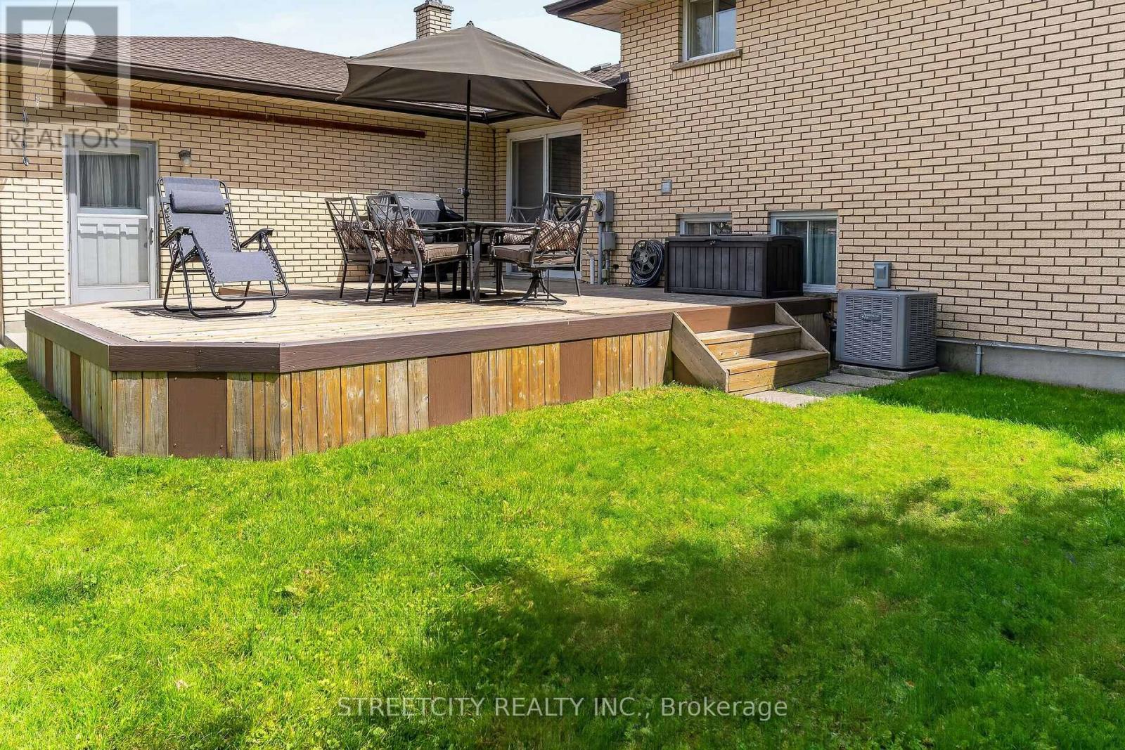 5 Mc Larty Drive, St. Thomas, Ontario  N5R 5J7 - Photo 36 - X13424736