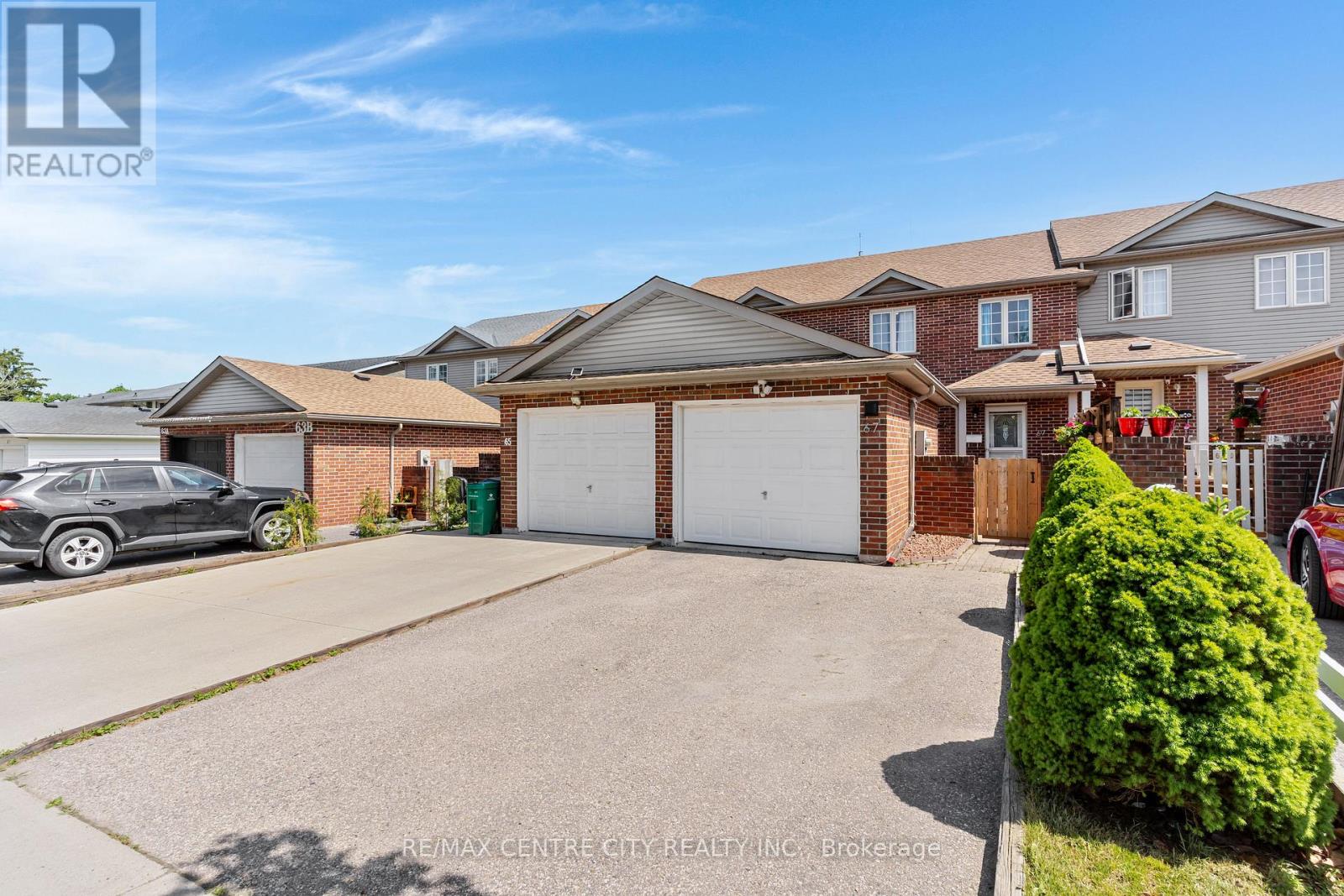 67 Ralgreen Crescent, Kitchener, Ontario  N2M 1V1 - Photo 1 - X13424808