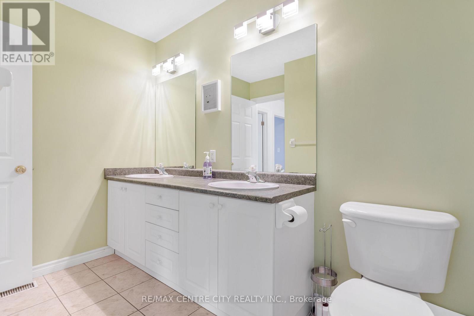 67 Ralgreen Crescent, Kitchener, Ontario  N2M 1V1 - Photo 11 - X13424808