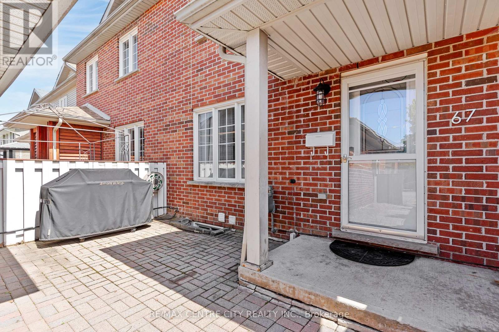 67 Ralgreen Crescent, Kitchener, Ontario  N2M 1V1 - Photo 4 - X13424808