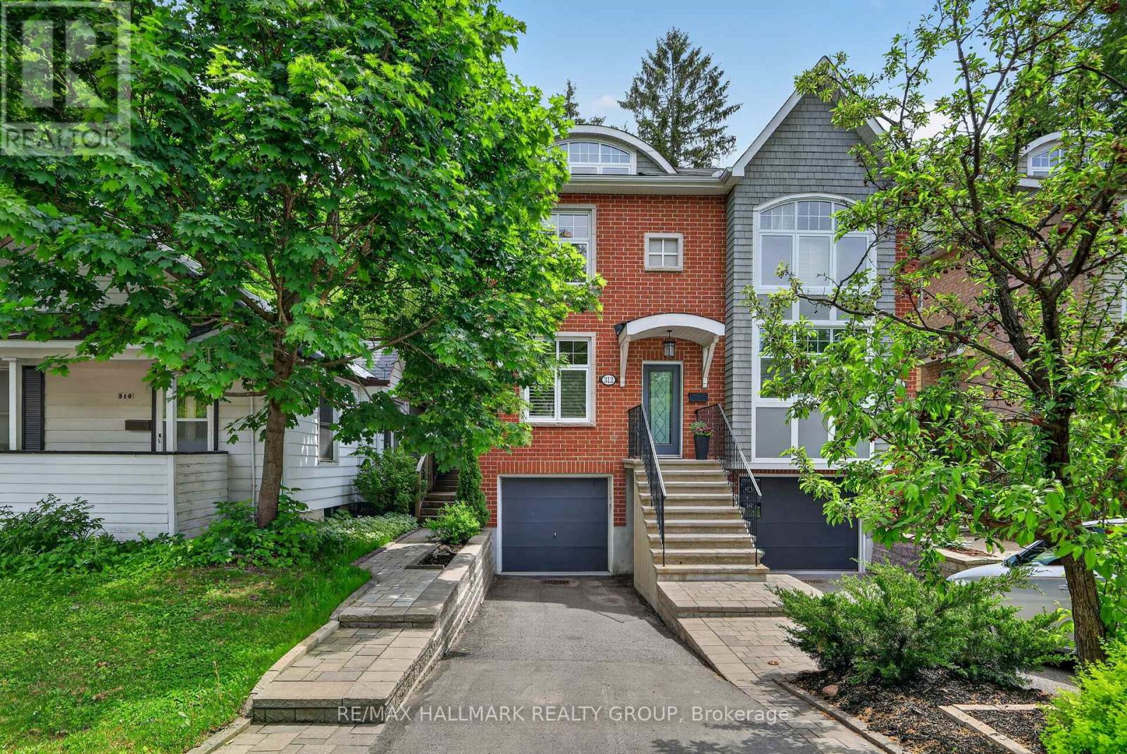 312 Iona Street, Ottawa, Ontario  K1Z 7B9 - Photo 2 - X13424610