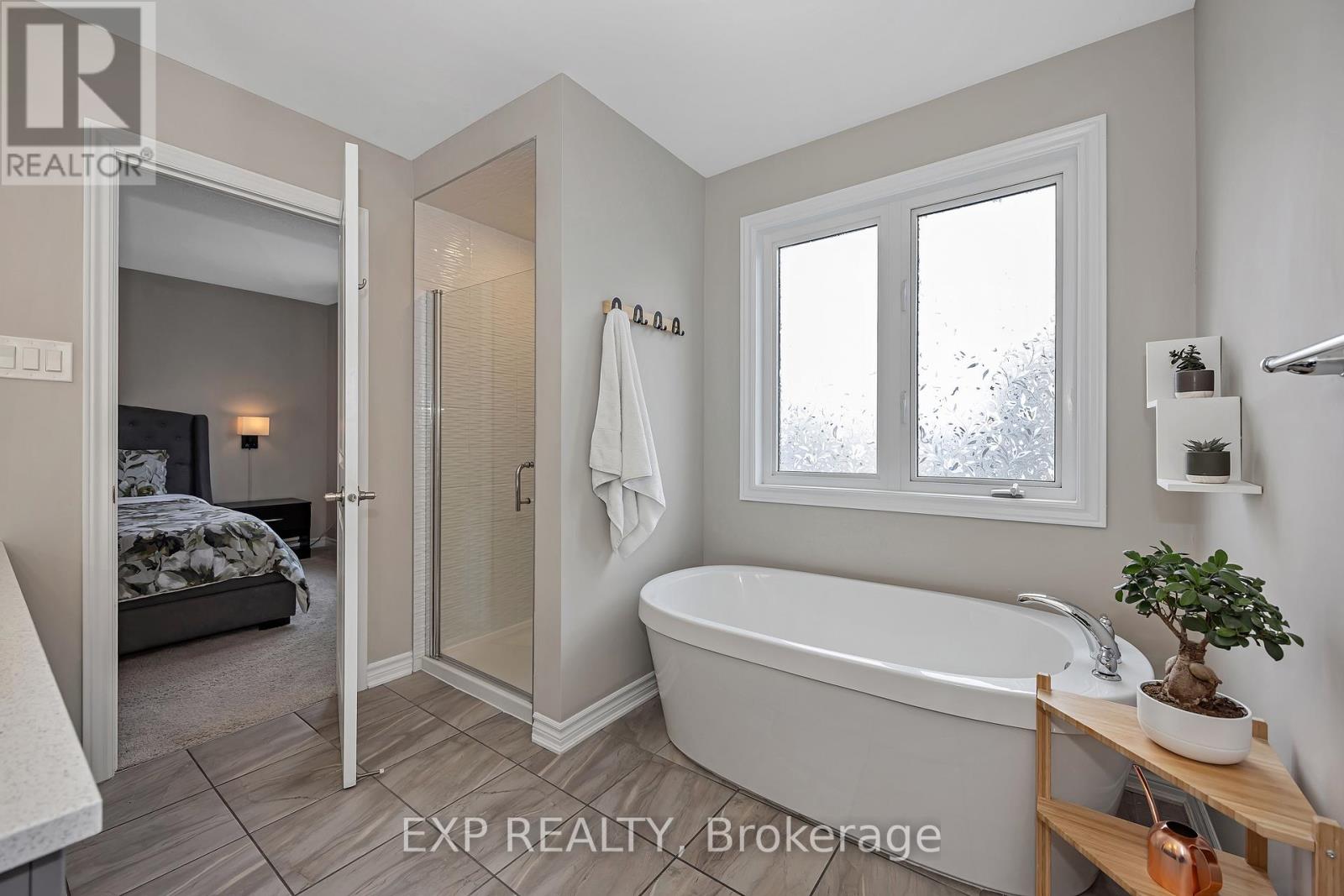 104 Conifer Creek Circle, Ottawa, Ontario  K2M 0L7 - Photo 15 - X13424716