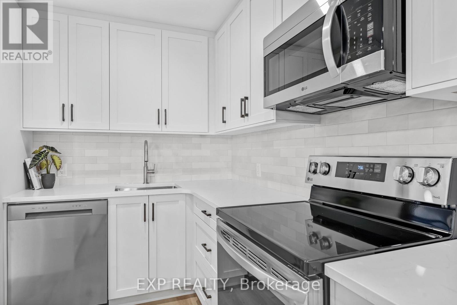 2 - 885 Somerset Street W, Ottawa, Ontario  K1R 6R6 - Photo 19 - X13424910