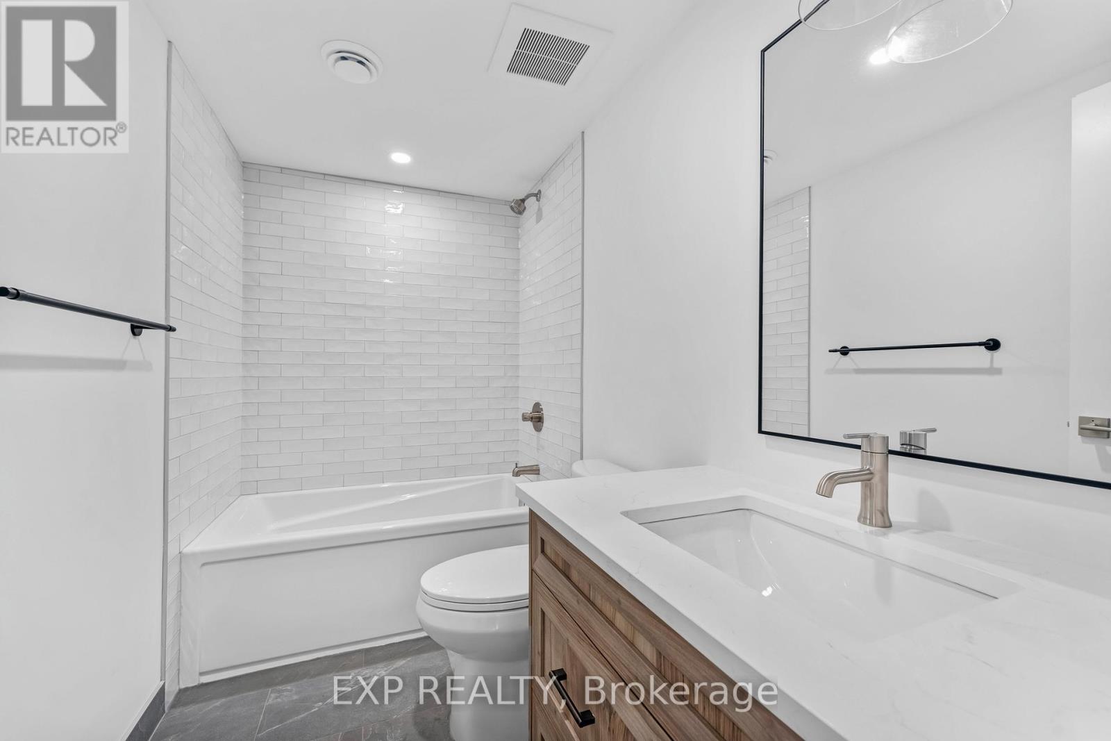 2 - 885 Somerset Street W, Ottawa, Ontario  K1R 6R6 - Photo 5 - X13424910