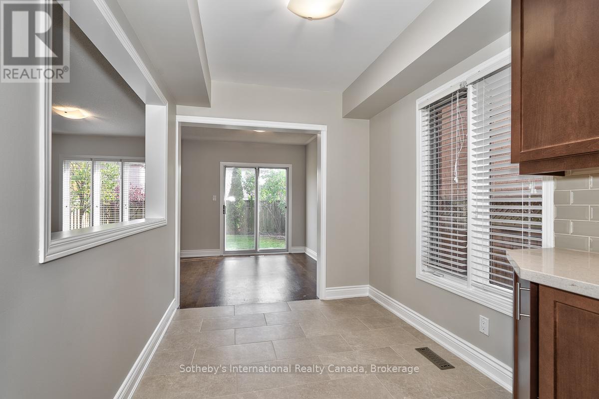 2030 Shady Glen Road, Oakville, Ontario  L6M 3T4 - Photo 8 - W13424708