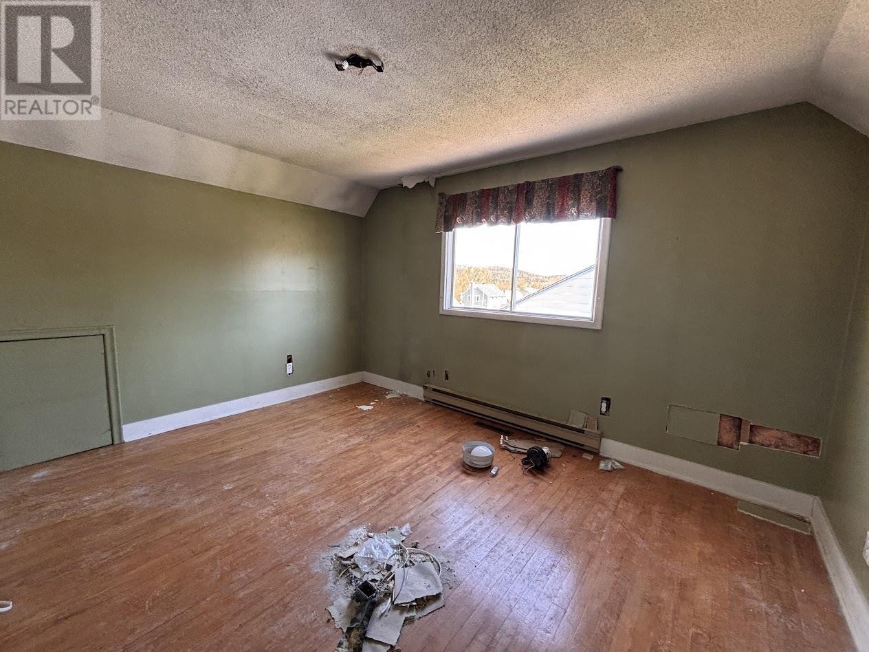 50 Neebig Ave, Manitouwadge, Ontario  P0T 2C0 - Photo 16 - TB2601438