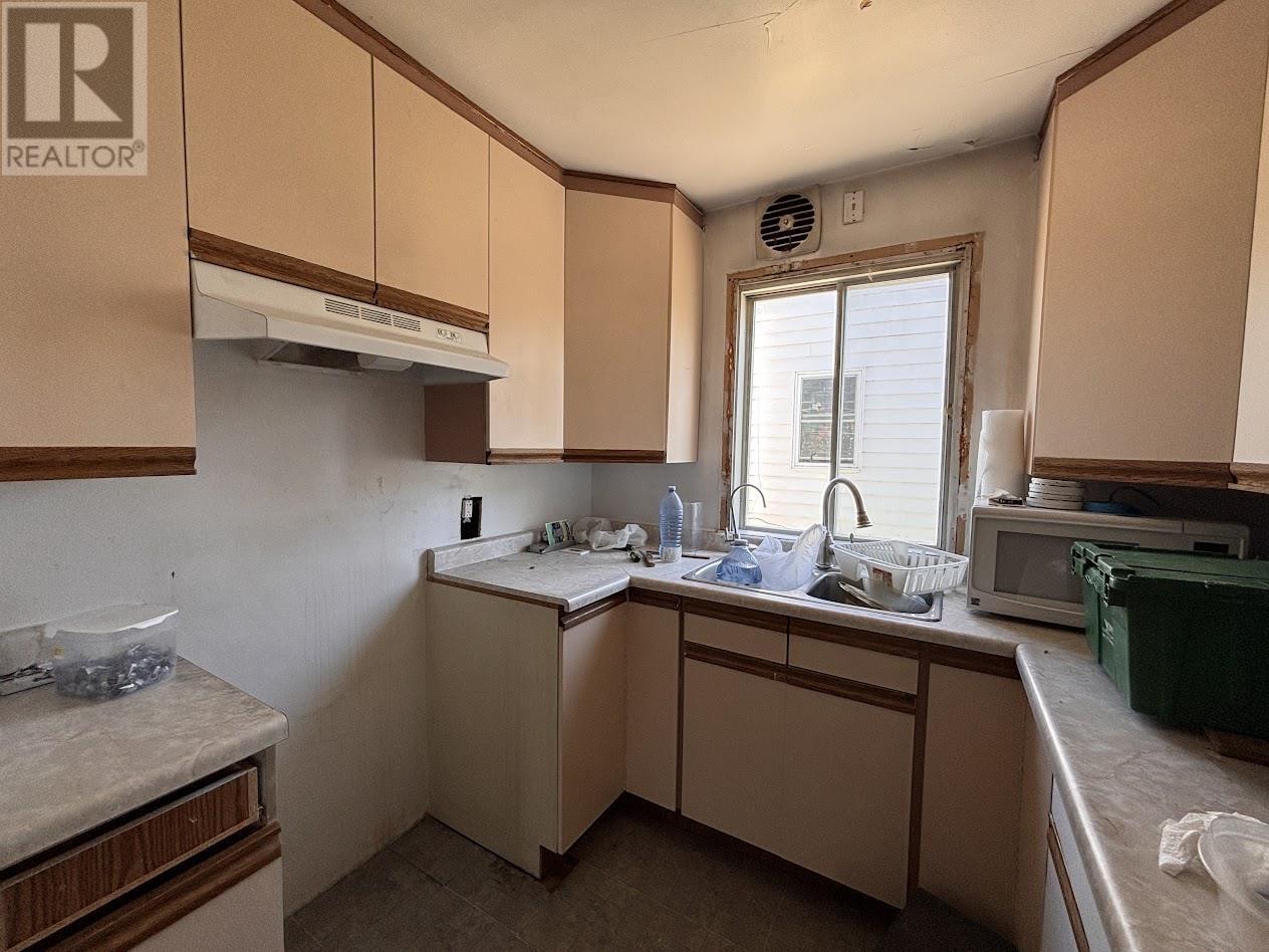50 Neebig Ave, Manitouwadge, Ontario  P0T 2C0 - Photo 6 - TB2601438