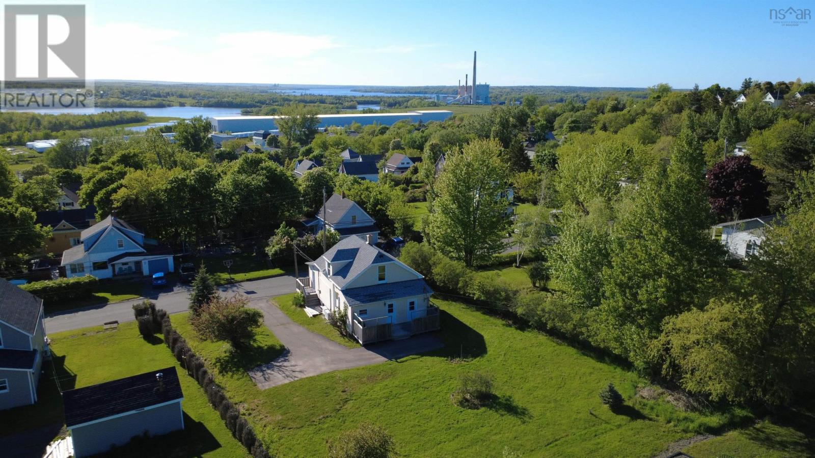 22 Maple Street, Trenton, Nova Scotia  B0K 1X0 - Photo 3 - 202613901