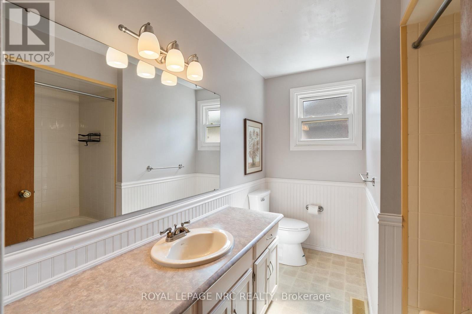 63 Berkwood Place, Pelham, Ontario  L0S 1E2 - Photo 16 - X13424522