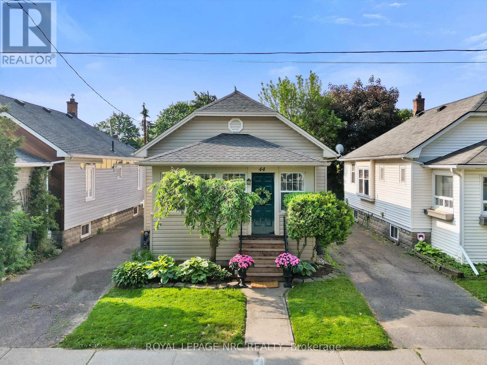 44 Beech Street, St. Catharines, Ontario  L2R 2B7 - Photo 2 - X13424890