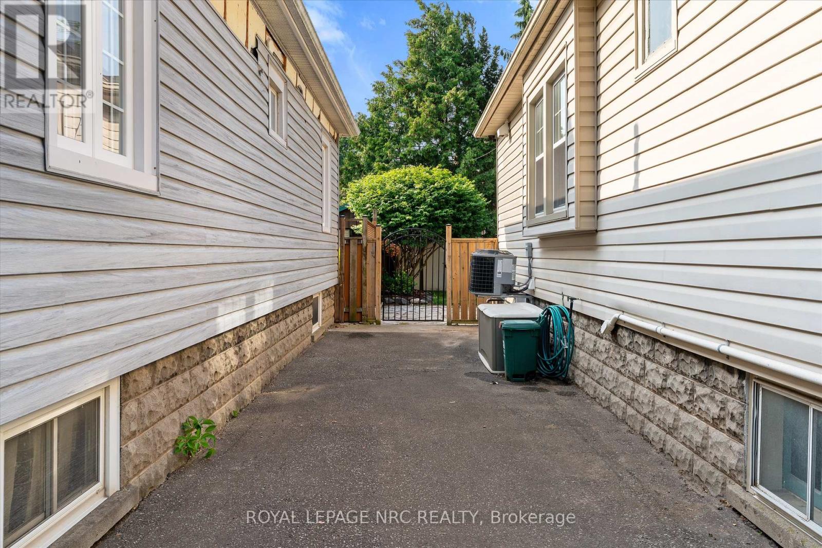 44 Beech Street, St. Catharines, Ontario  L2R 2B7 - Photo 24 - X13424890