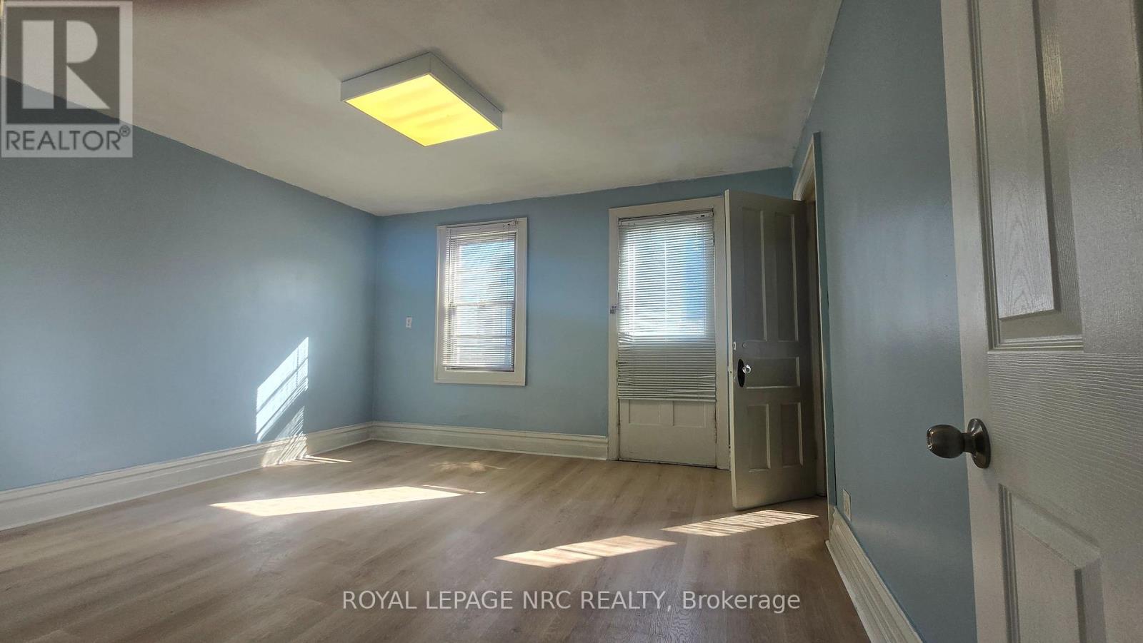 4425 Hiram Street, Niagara Falls, Ontario  L2E 1A2 - Photo 3 - X13424924