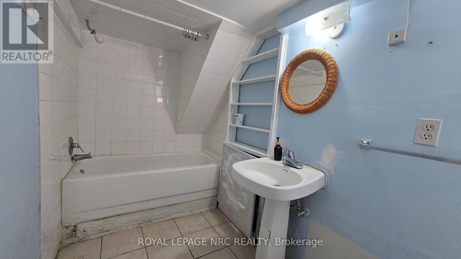 4425 Hiram Street, Niagara Falls, Ontario  L2E 1A2 - Photo 34 - X13424924