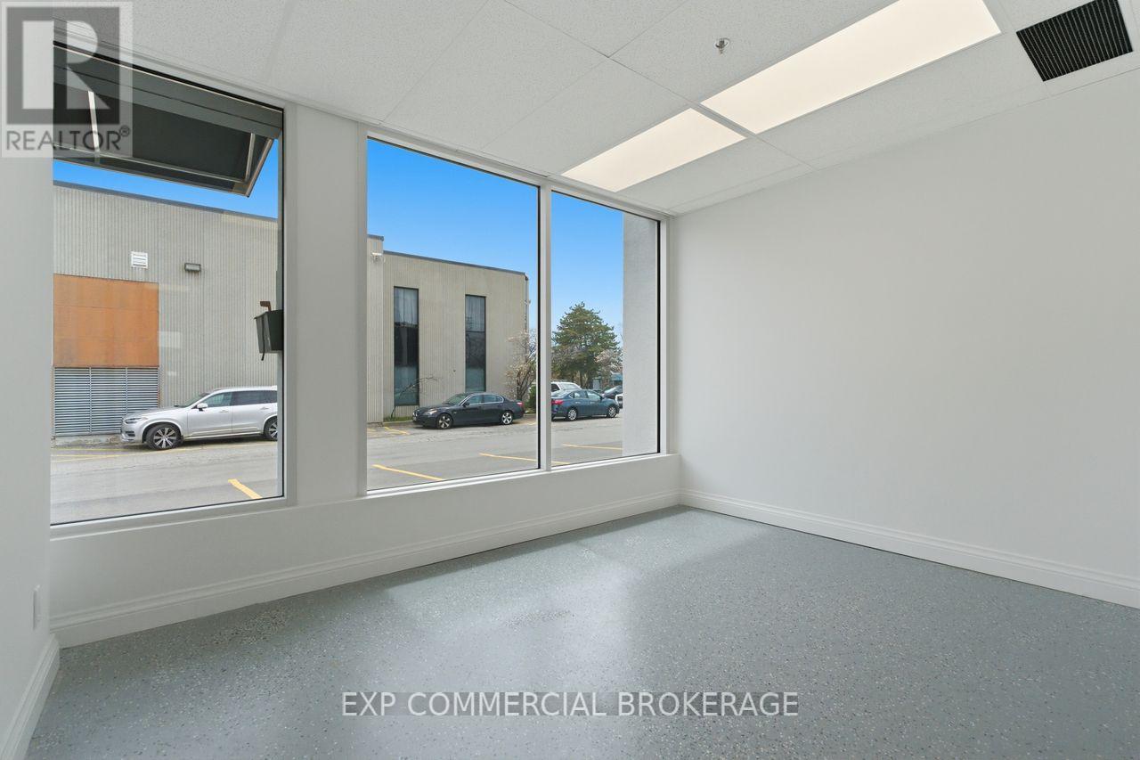 3 - 397 Humberline Drive, Toronto, Ontario  M9W 5T5 - Photo 9 - W13131110