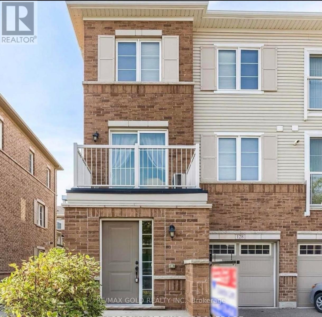 128 - 165 Hampshire Way, Milton, Ontario  L9T 8M7 - Photo 3 - W13421184