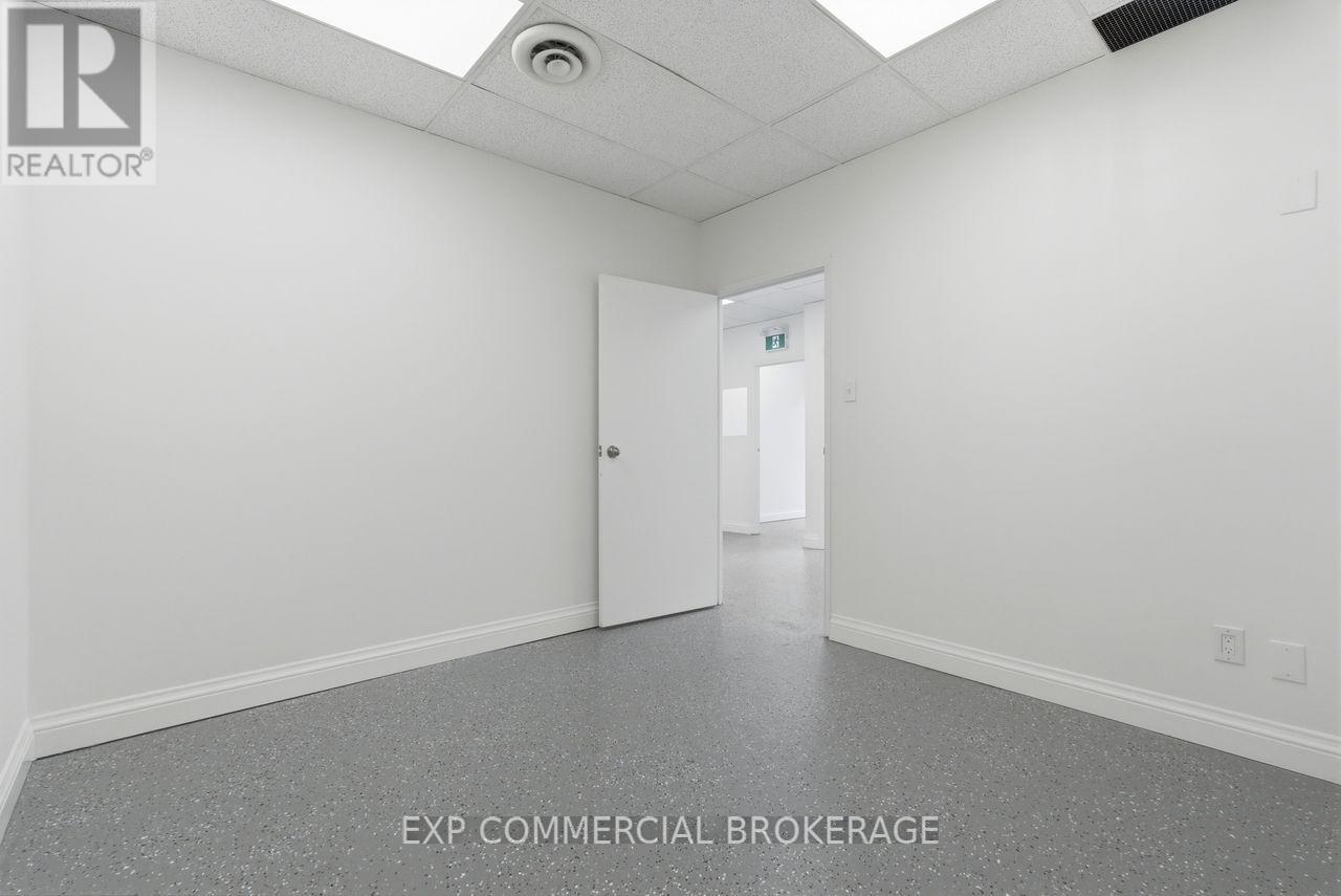 3 - 397 Humberline Drive, Toronto, Ontario  M9W 5T5 - Photo 4 - W13131110