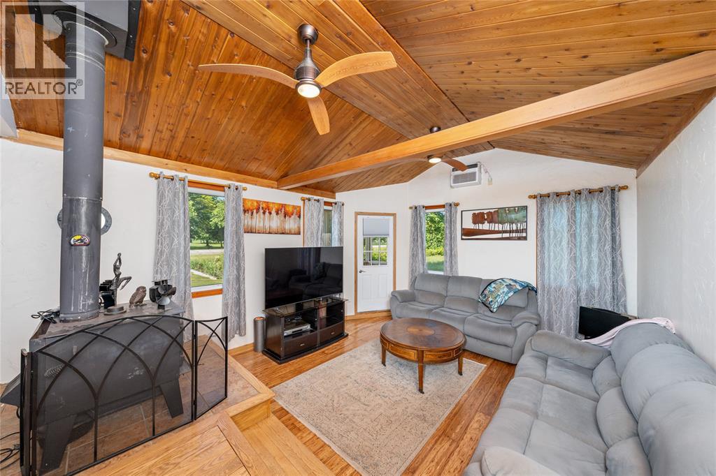 388 Courtright Line, St Clair photo 10