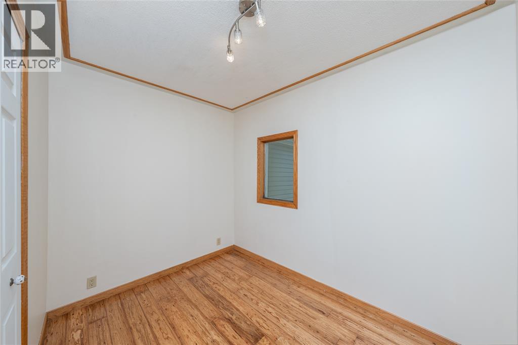388 Courtright Line, St Clair photo 14