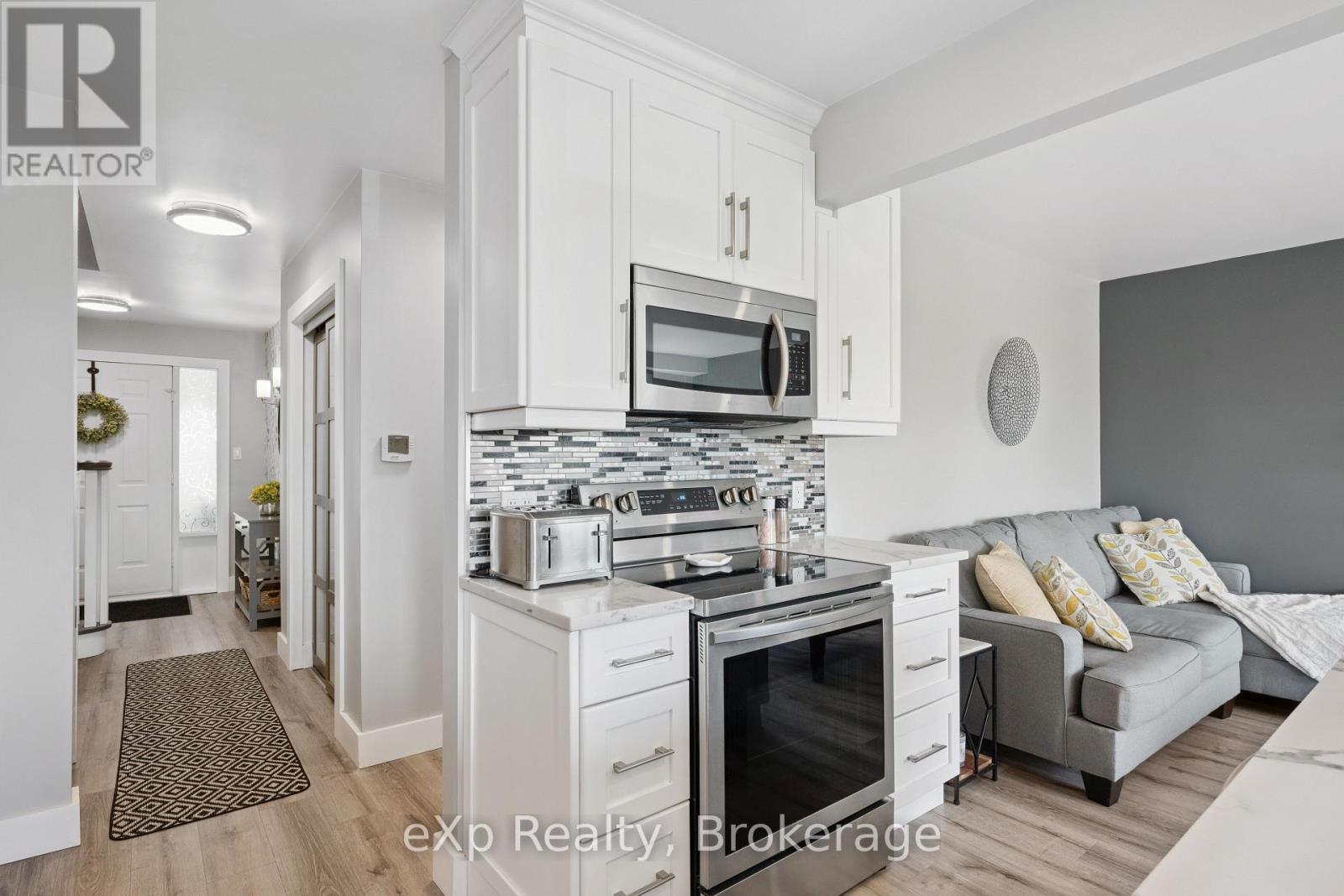 27 Notchwood Court, Kitchener, Ontario  N2A 3L4 - Photo 19 - X13424690
