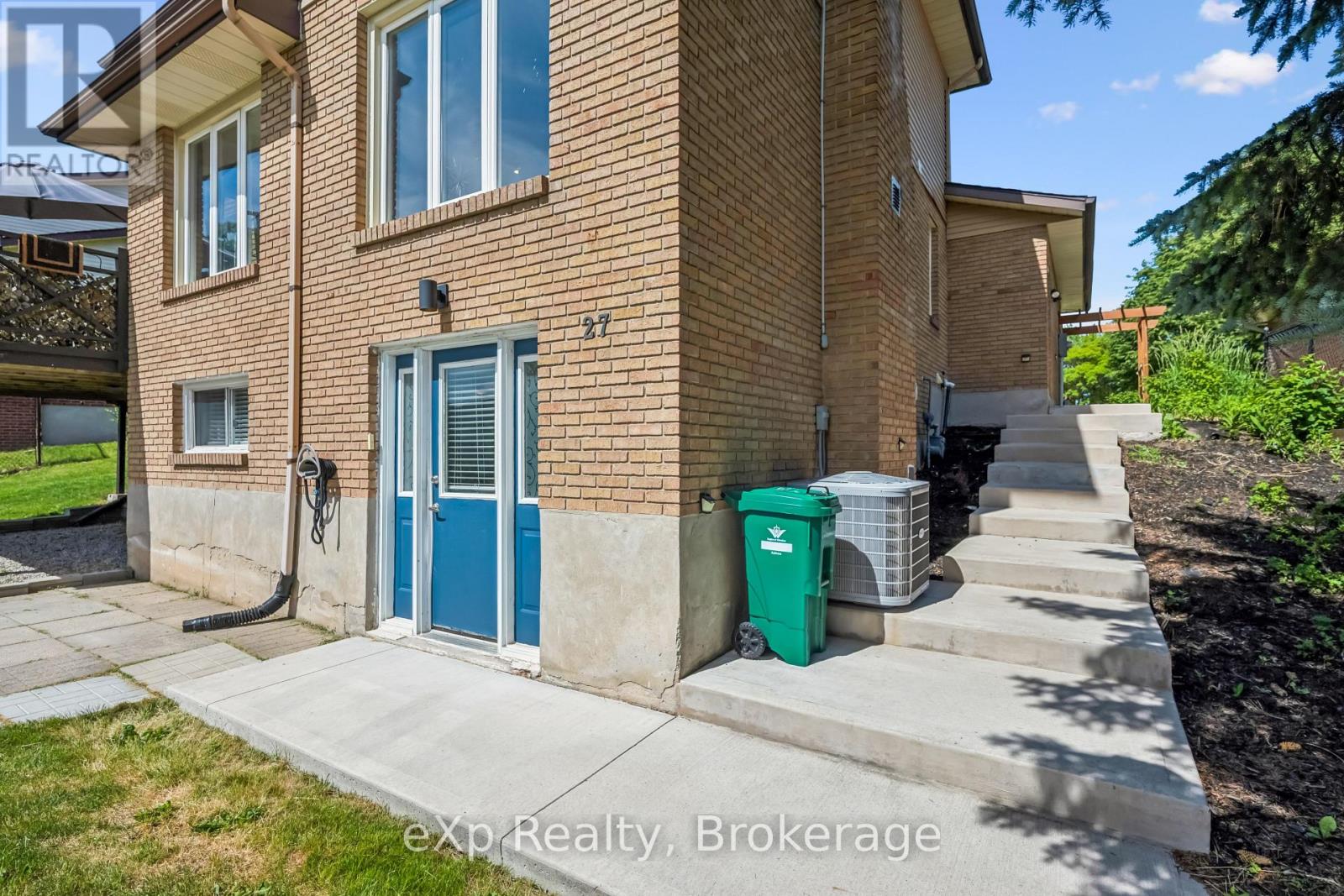 27 Notchwood Court, Kitchener, Ontario  N2A 3L4 - Photo 34 - X13424690