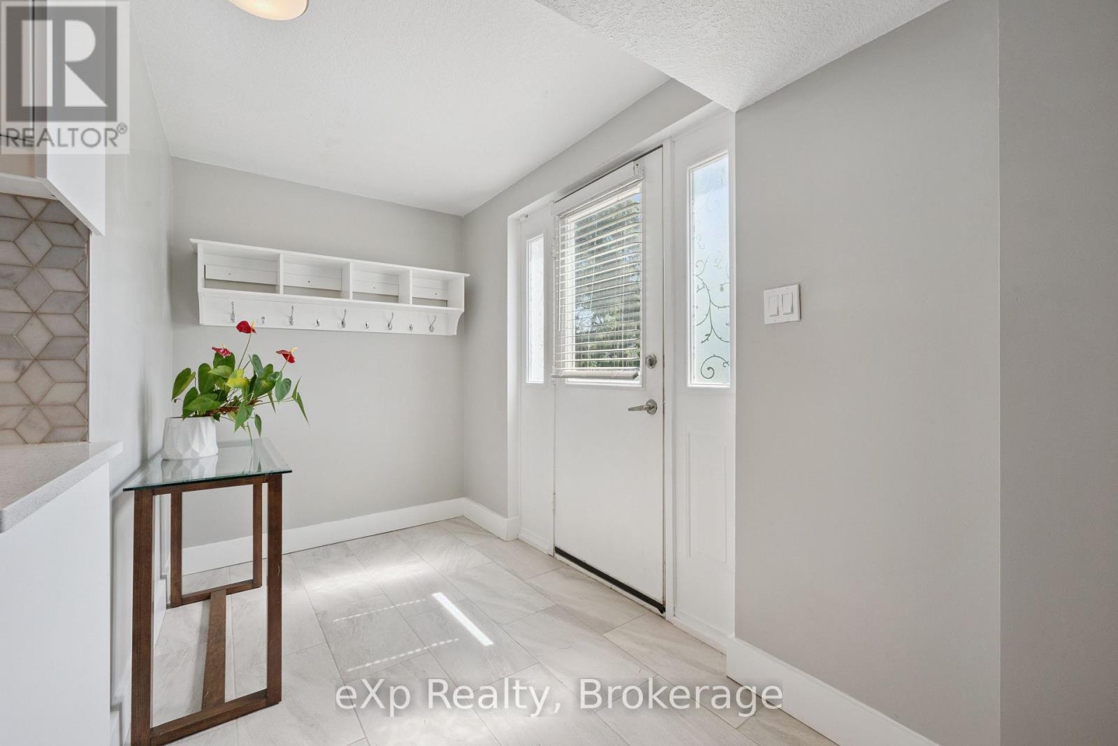 27 Notchwood Court, Kitchener, Ontario  N2A 3L4 - Photo 35 - X13424690