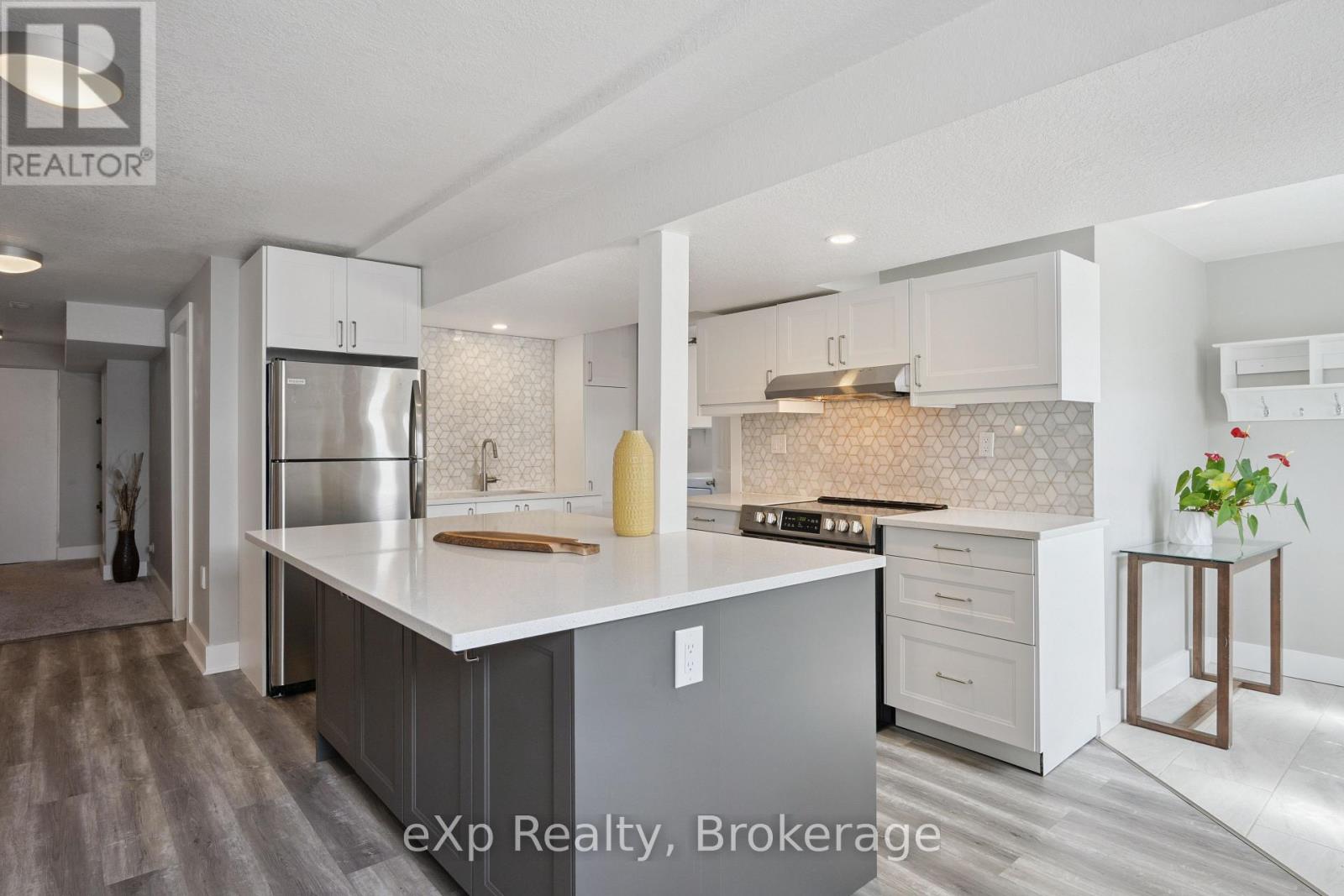 27 Notchwood Court, Kitchener, Ontario  N2A 3L4 - Photo 37 - X13424690