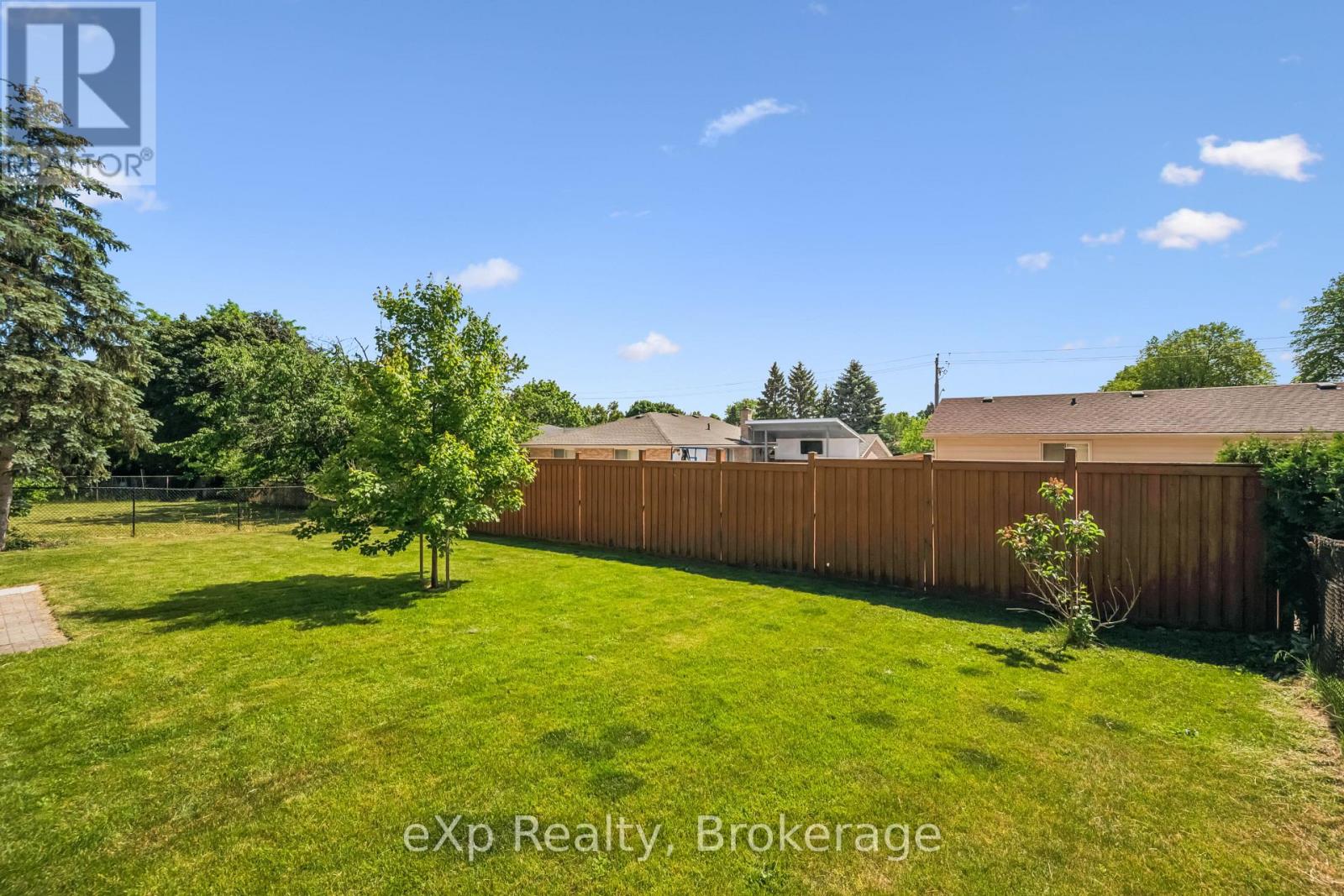 27 Notchwood Court, Kitchener, Ontario  N2A 3L4 - Photo 46 - X13424690