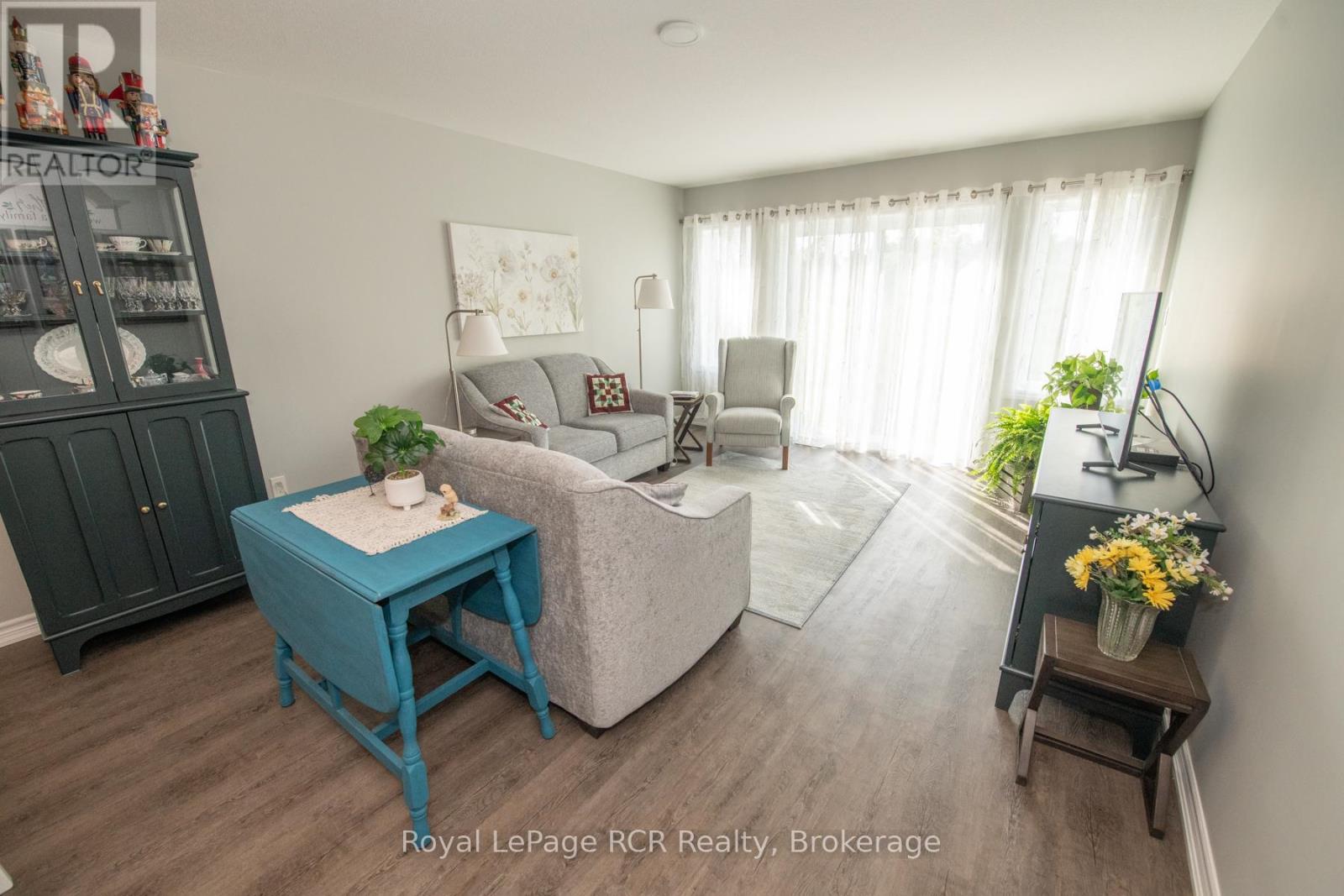 380 Wellington Street E, Wellington North, Ontario  N0G 2L2 - Photo 16 - X13424702