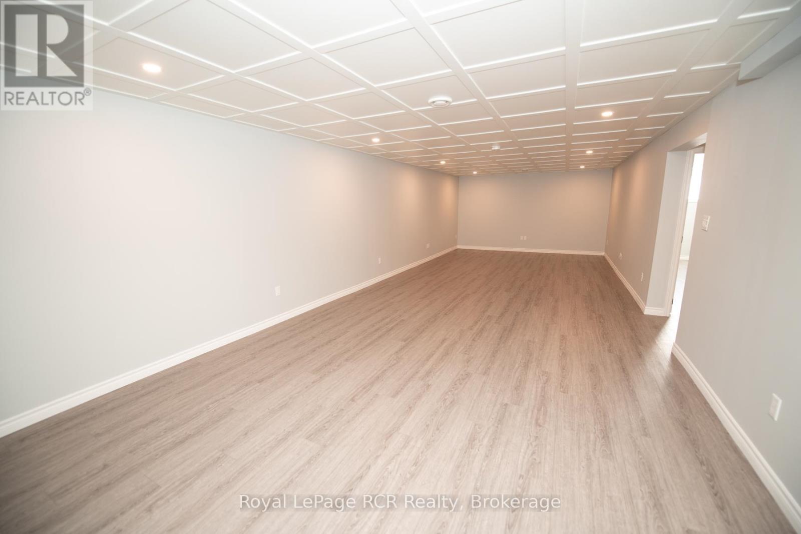 380 Wellington Street E, Wellington North, Ontario  N0G 2L2 - Photo 38 - X13424702