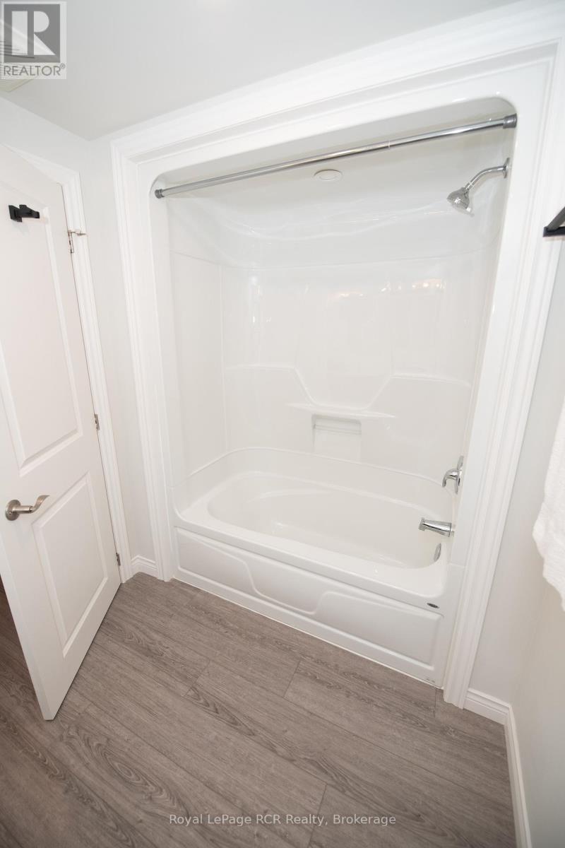 380 Wellington Street E, Wellington North, Ontario  N0G 2L2 - Photo 43 - X13424702