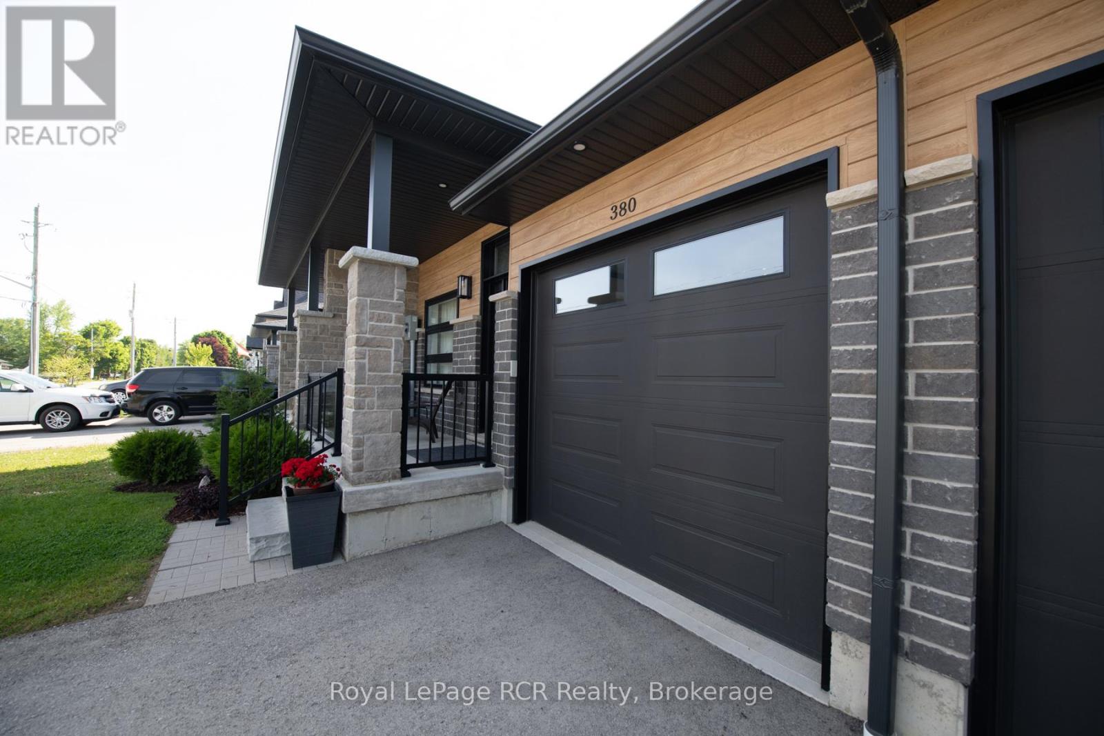 380 Wellington Street E, Wellington North, Ontario  N0G 2L2 - Photo 6 - X13424702