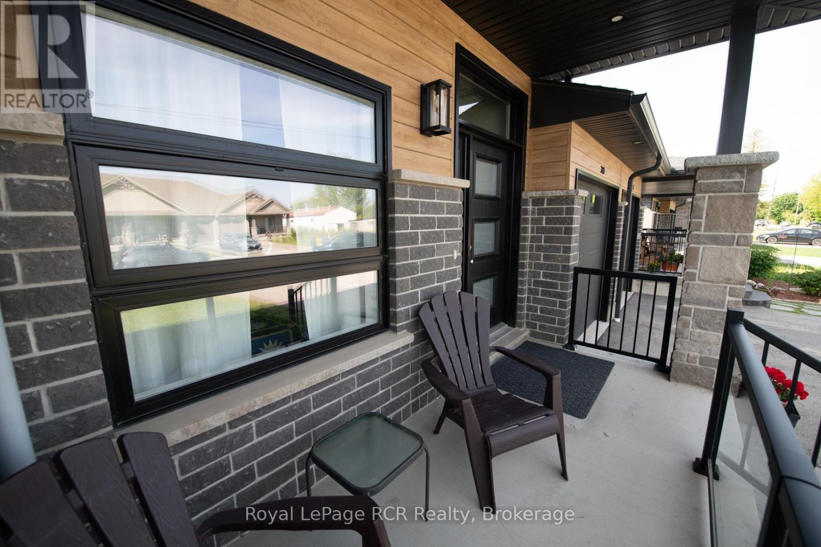 380 Wellington Street E, Wellington North, Ontario  N0G 2L2 - Photo 8 - X13424702
