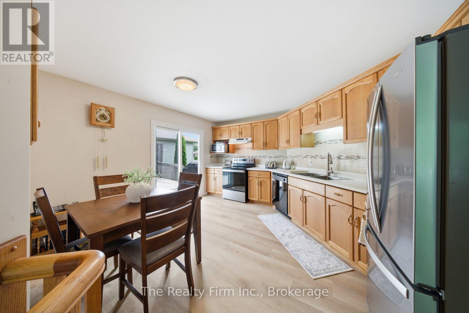 53 Heron Avenue, Woodstock, Ontario N4T 1T2 - Photo 13 - X13424894