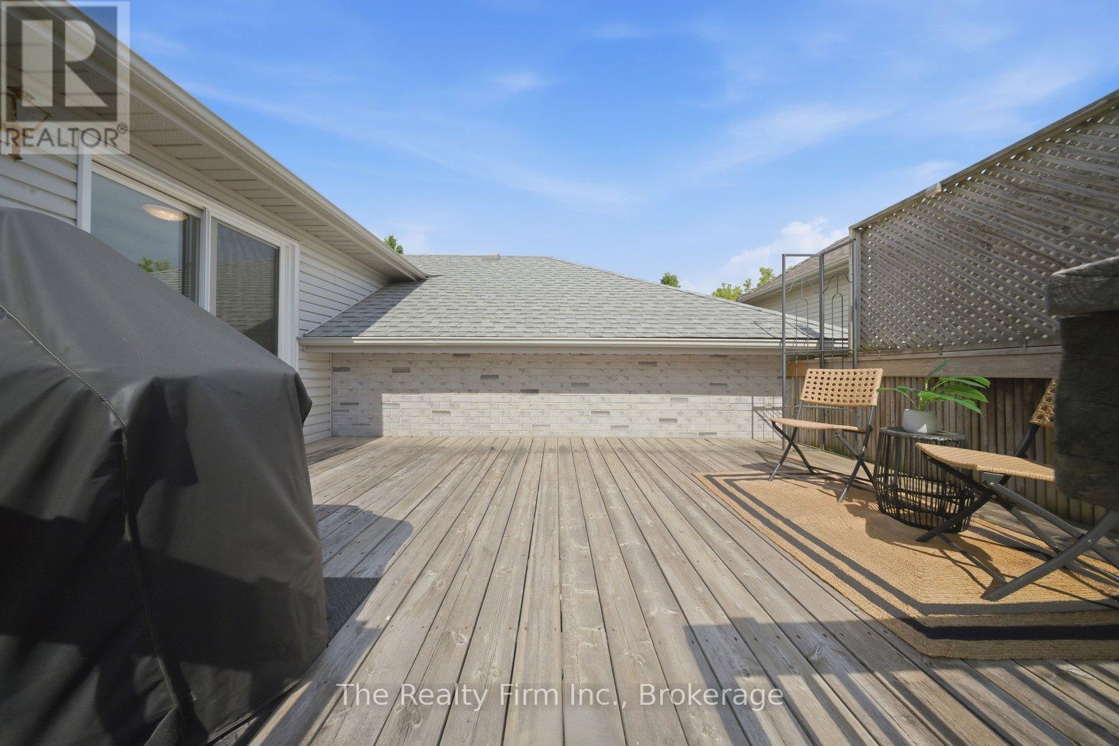 53 Heron Avenue, Woodstock, Ontario N4T 1T2 - Photo 30 - X13424894