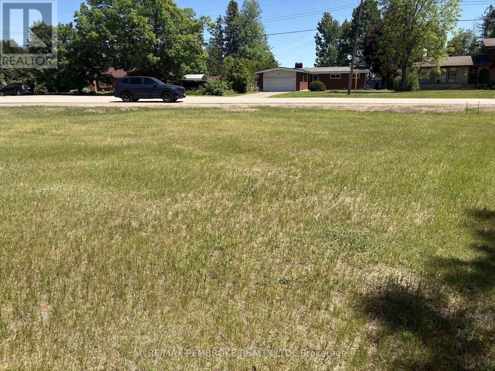 Lot 10 Barry Street, Laurentian Valley, Ontario  K8A 7L5 - Photo 3 - X12725776