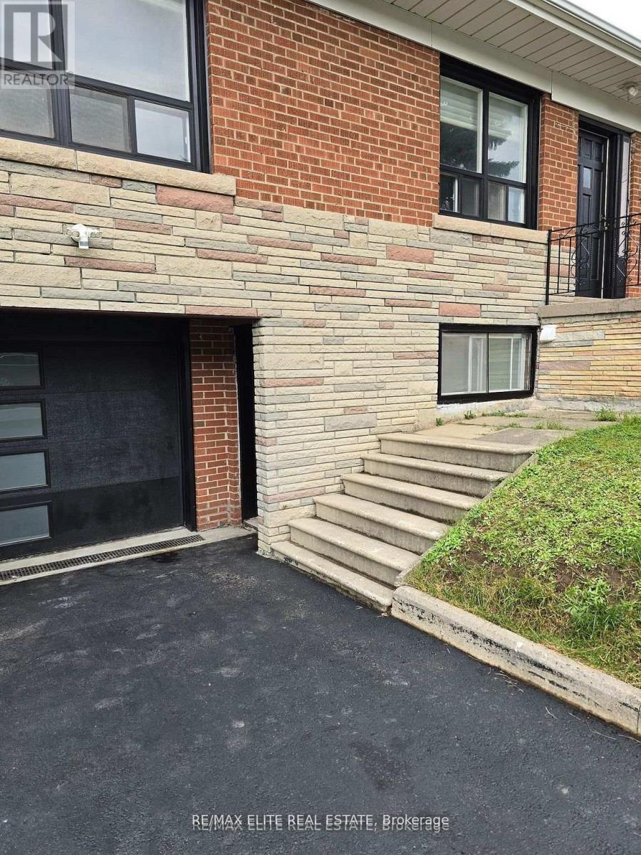Lower - 46 Wedgewood Drive, Toronto, Ontario  M2M 2H5 - Photo 10 - C13424580