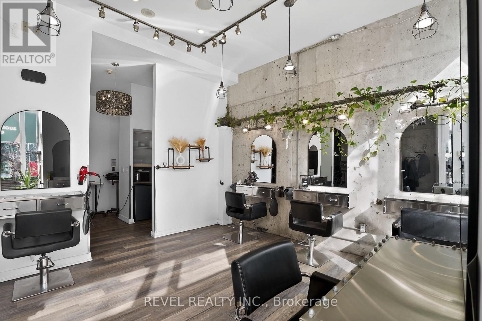 40 Fort York Boulevard, Toronto, Ontario  M5V 3Z3 - Photo 3 - C13424832