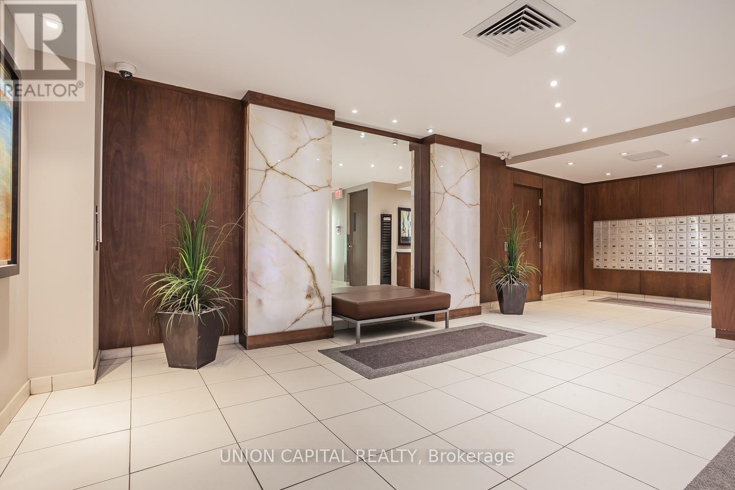 904 - 720 Spadina Avenue, Toronto, Ontario  M5S 2T9 - Photo 19 - C13424850