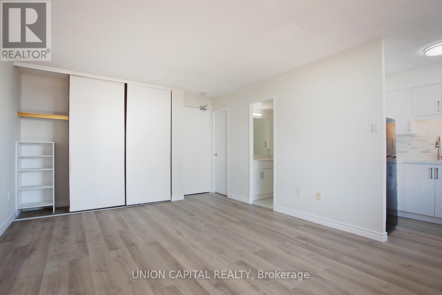 904 - 720 Spadina Avenue, Toronto, Ontario  M5S 2T9 - Photo 3 - C13424850