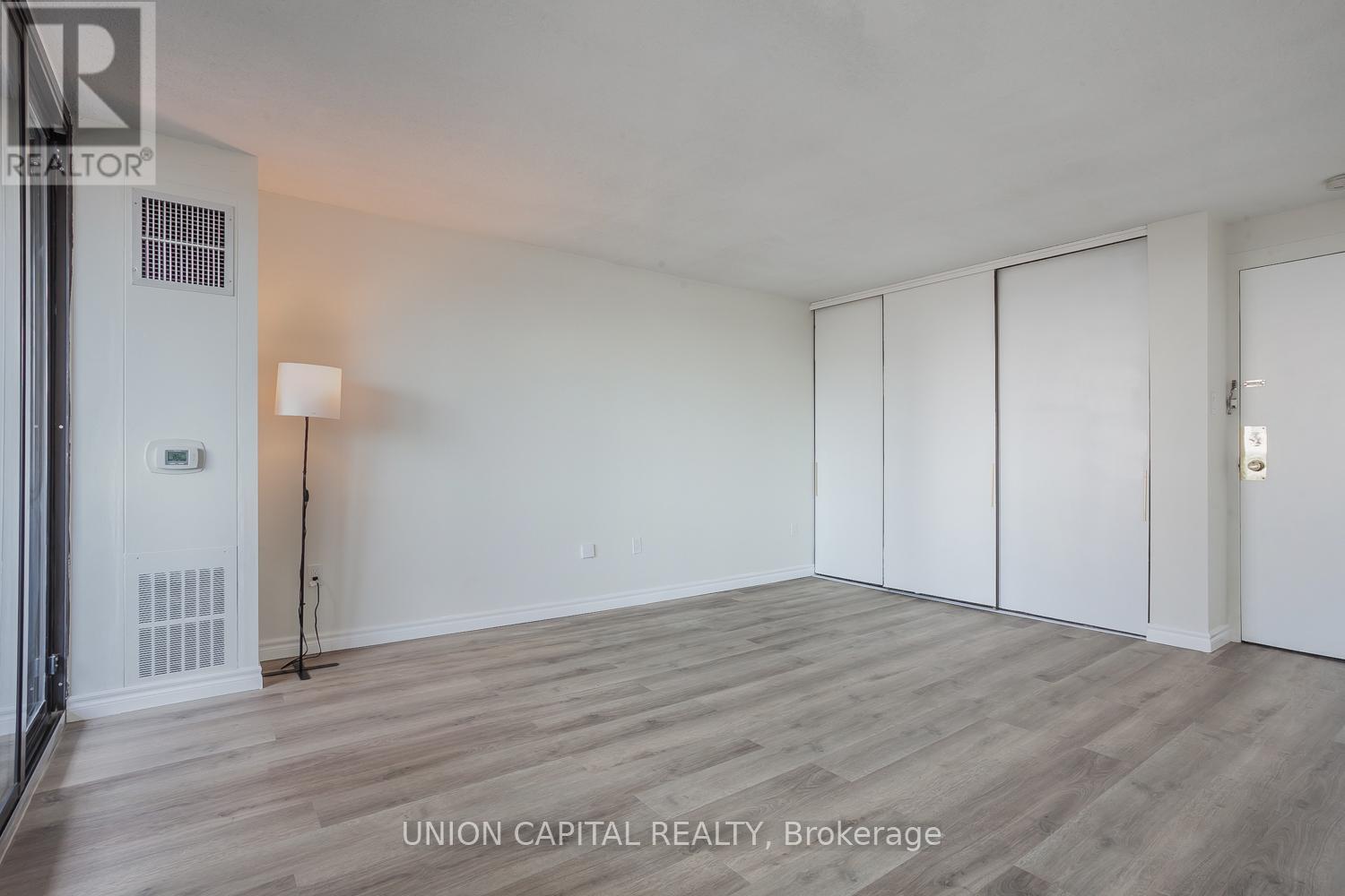 904 - 720 Spadina Avenue, Toronto, Ontario  M5S 2T9 - Photo 4 - C13424850