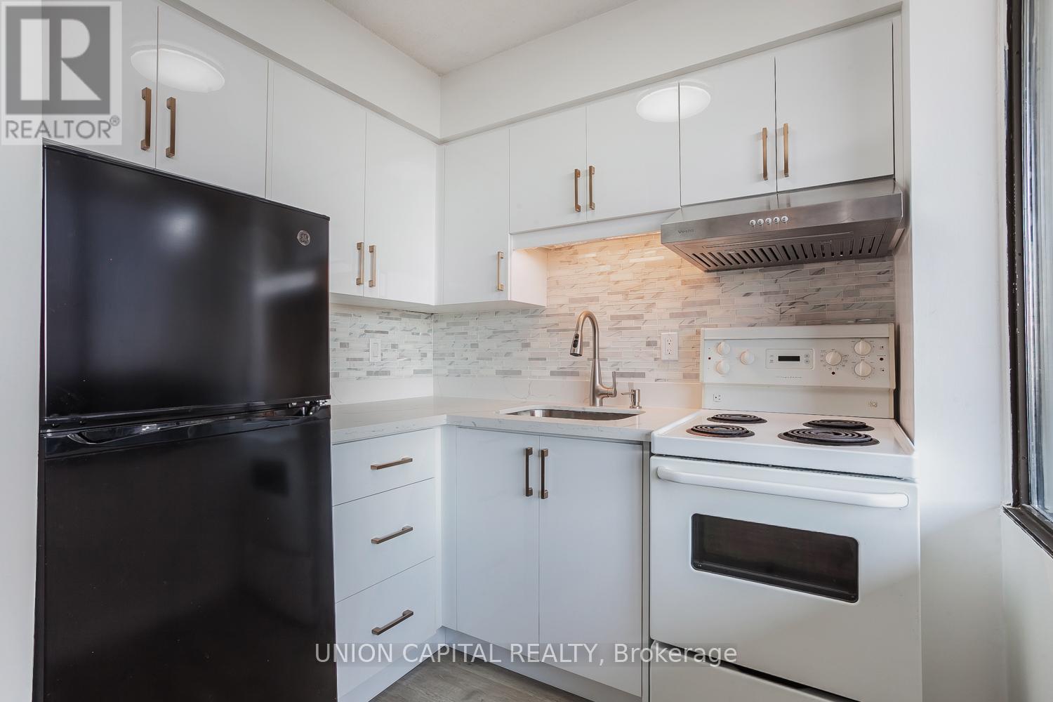 904 - 720 Spadina Avenue, Toronto, Ontario  M5S 2T9 - Photo 6 - C13424850