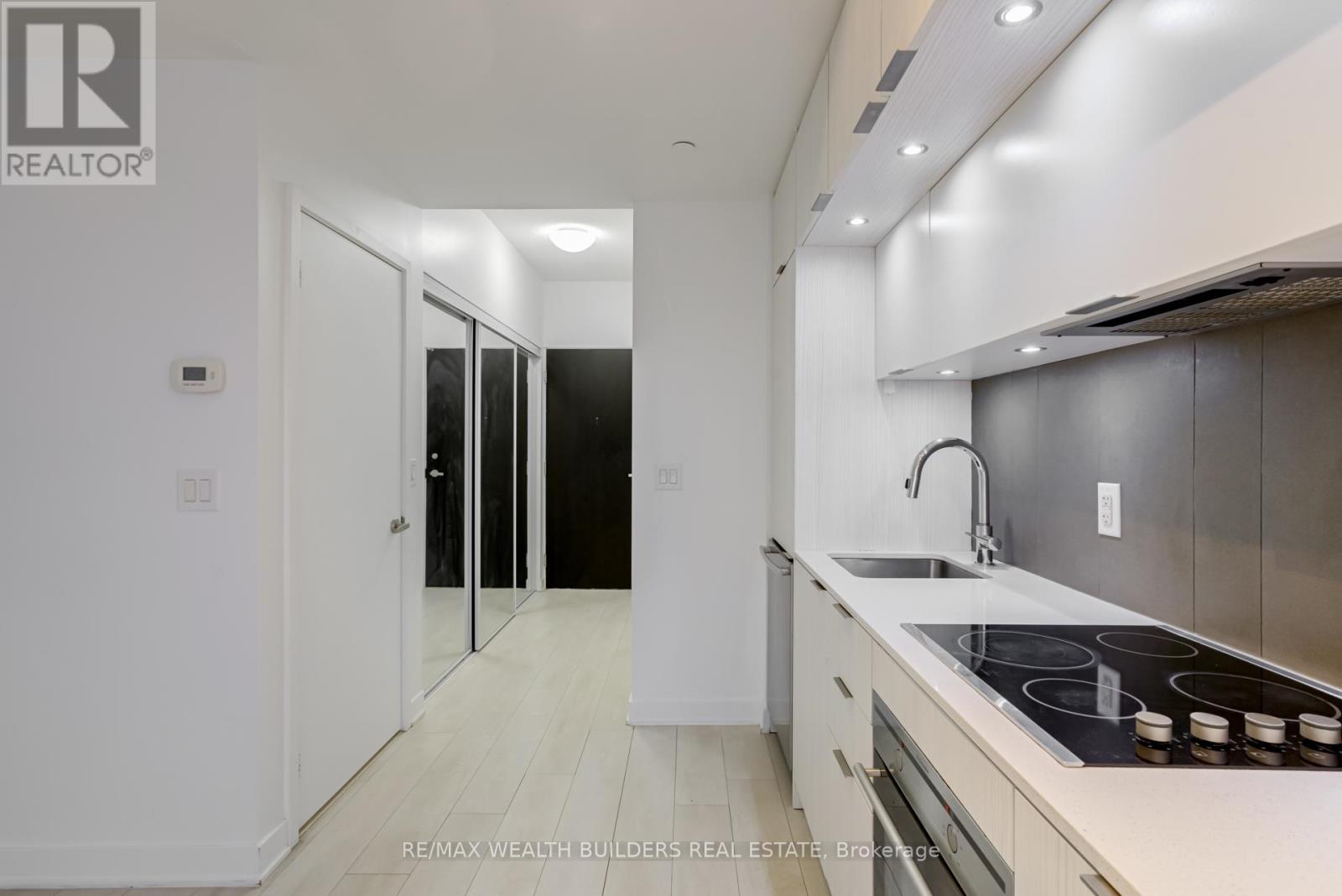 2011 - 170 Sumach Street, Toronto, Ontario  M5A 3K2 - Photo 21 - C13424864