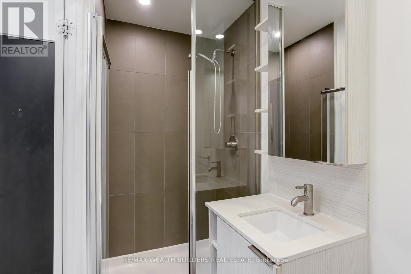 2011 - 170 Sumach Street, Toronto, Ontario  M5A 3K2 - Photo 23 - C13424864