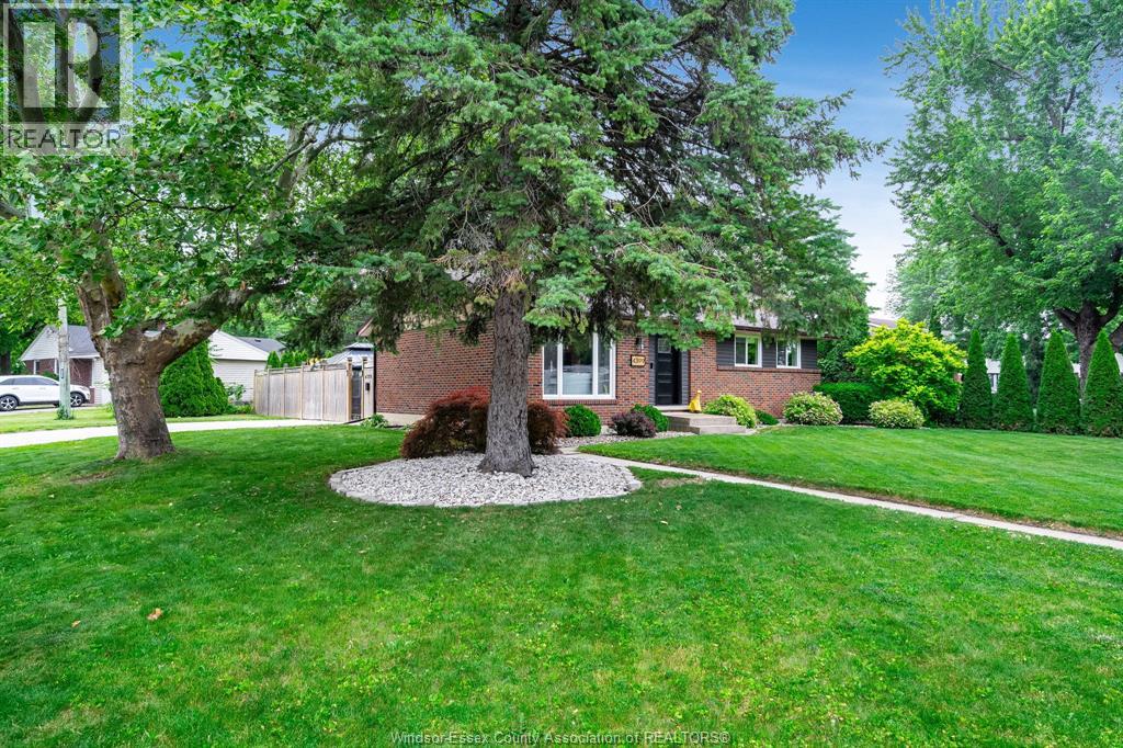 4399 Ashfield Crescent, Windsor, Ontario  N9G 2G8 - Photo 33 - 26013665
