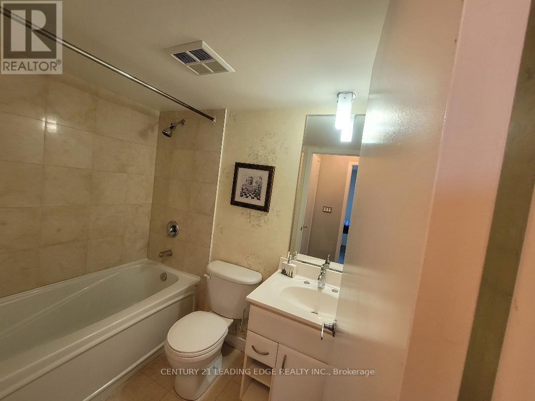 3207 - 38 Lee Centre Drive, Toronto, Ontario  M1H 3J7 - Photo 17 - E13424500