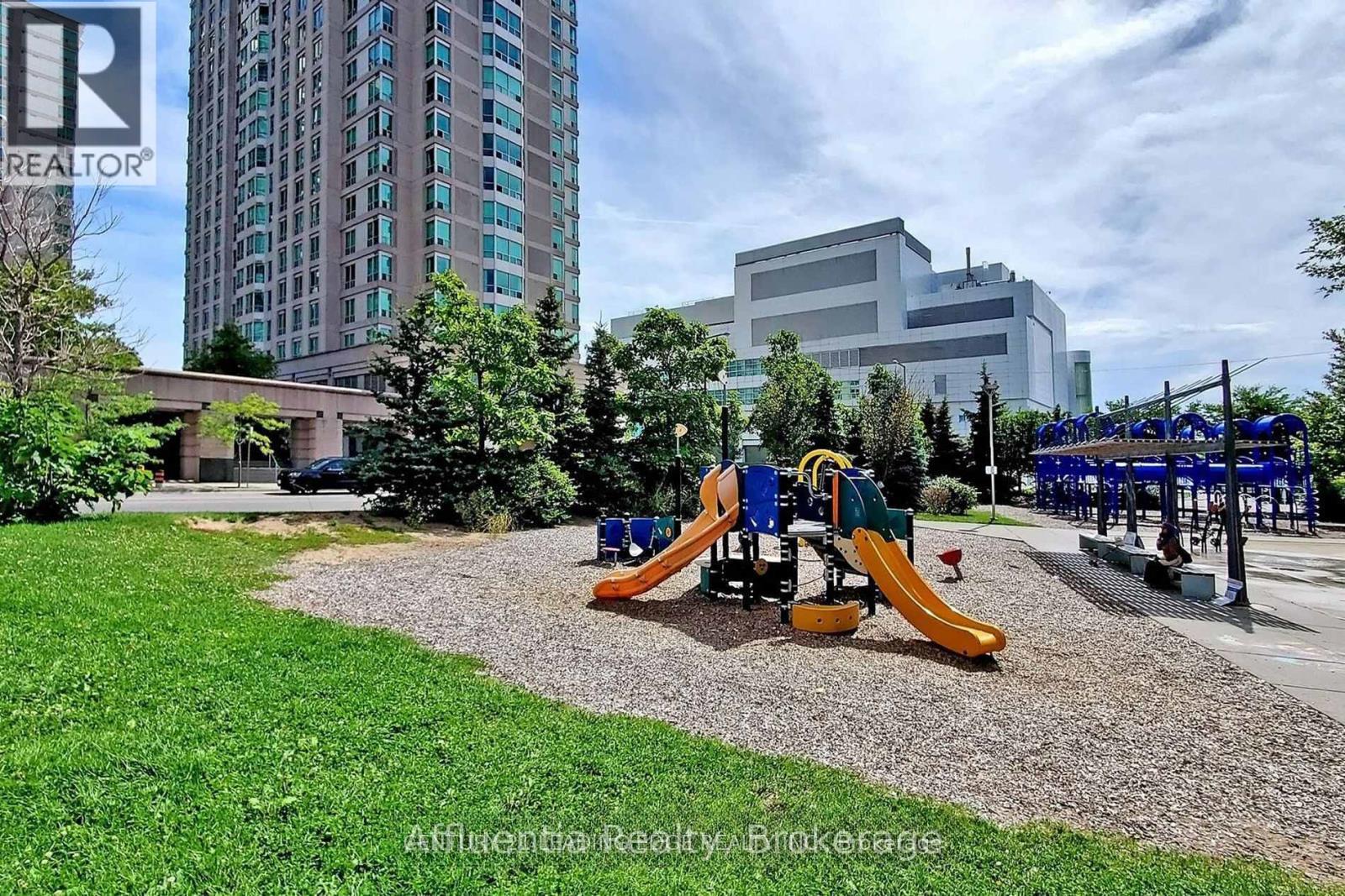 3207 - 38 Lee Centre Drive, Toronto, Ontario  M1H 3J7 - Photo 7 - E13424500