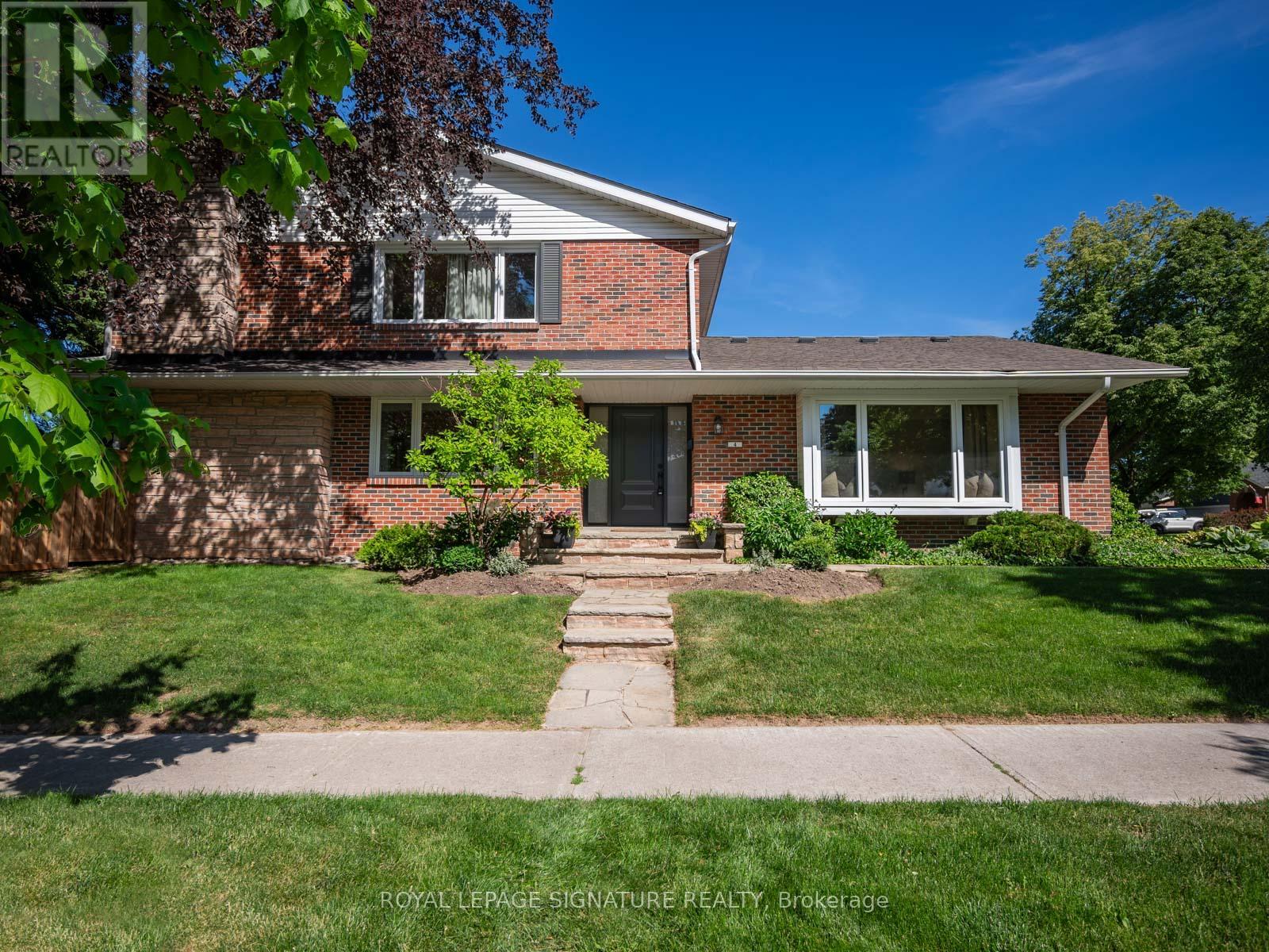 4 Gablehurst Crescent, Toronto, Ontario  M1T 2L2 - Photo 2 - E13424538