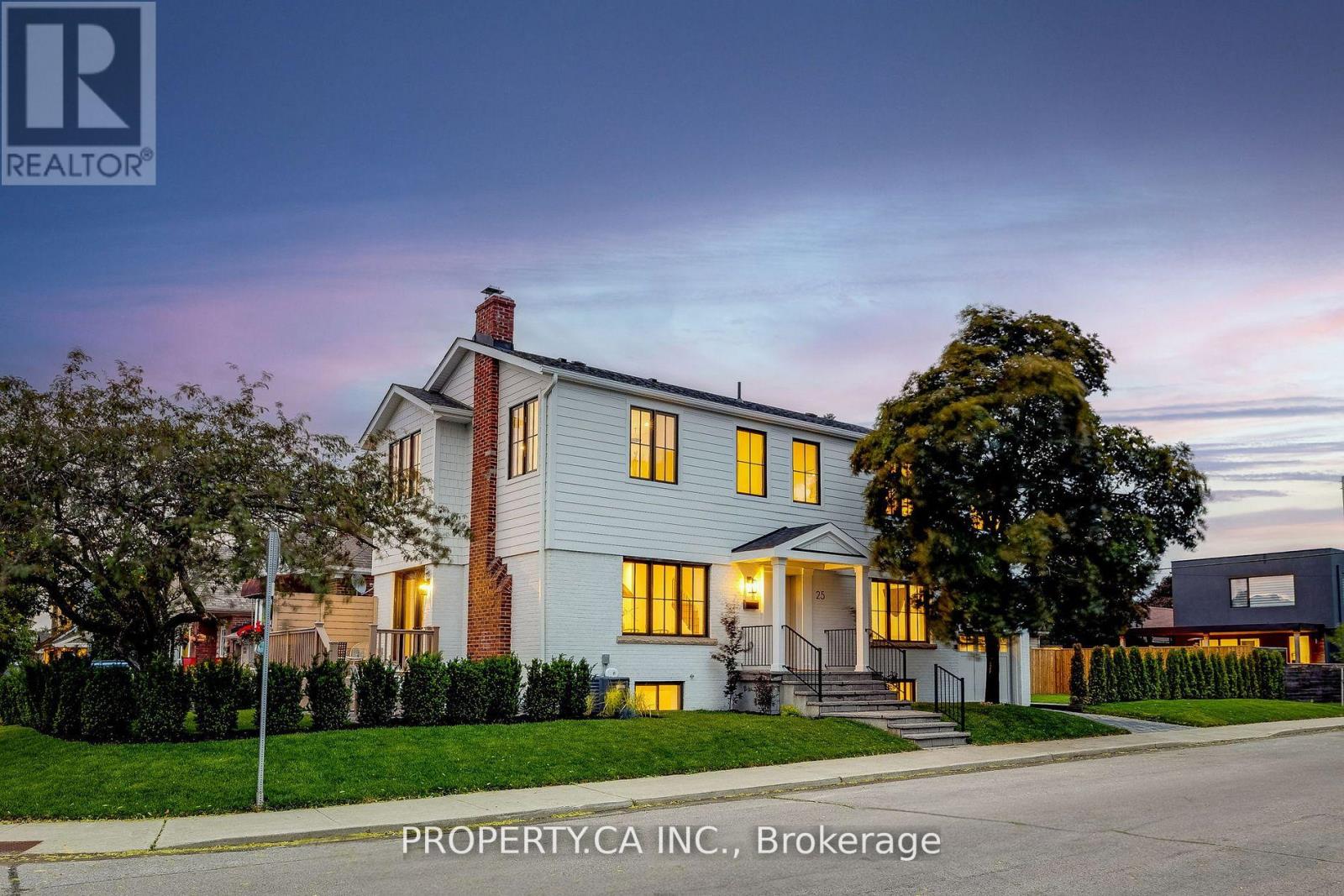 25 HUNT CLUB DRIVE, Toronto, Ontario